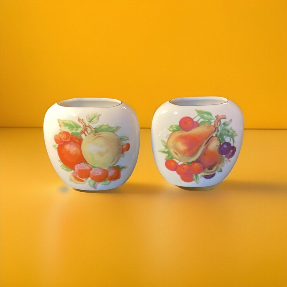Oblong‎ Brinn Japan Vases With Fruit Motif 4.5" Tall 4.5" Wide Pair Vintage